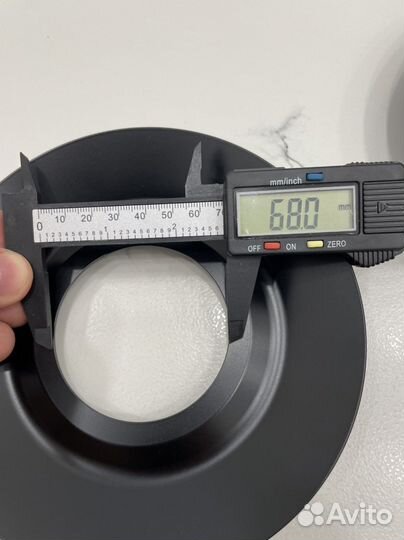 Колпак Mercedes AMG a0004003200 черный 164 мм