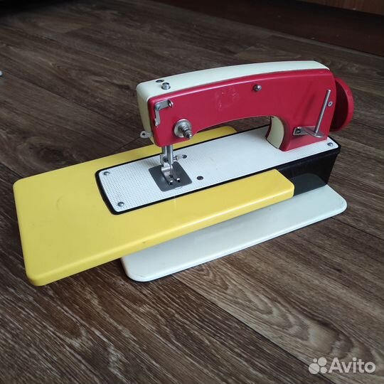 Швейная машинка детская СССР