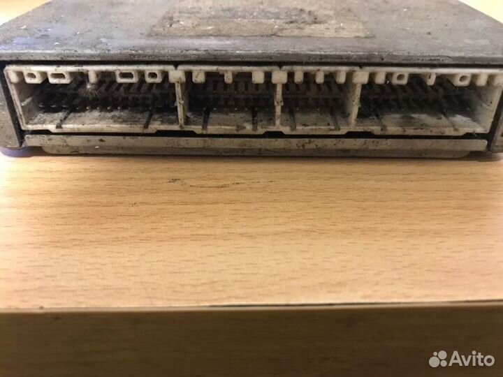 Блок управления двс Toyota Caldina