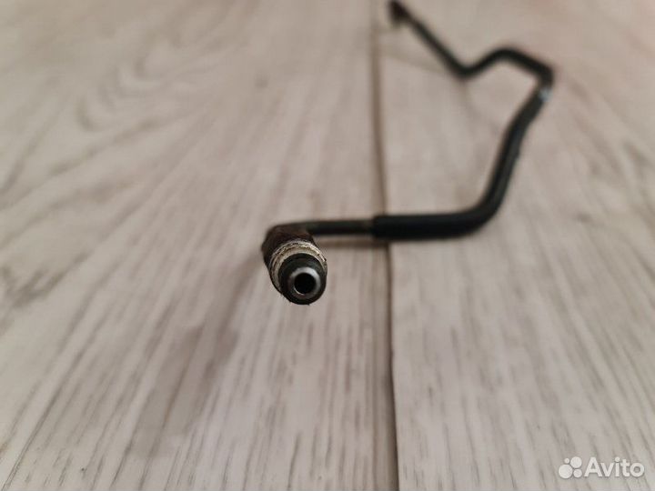 Тормозная трубка задняя правая Mitsubishi Lancer