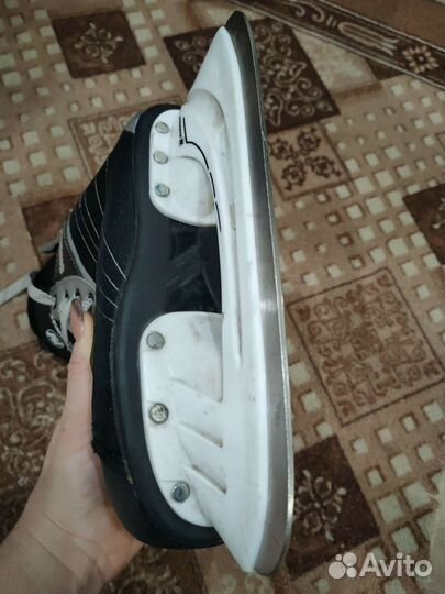 Коньки хоккейные 38-39