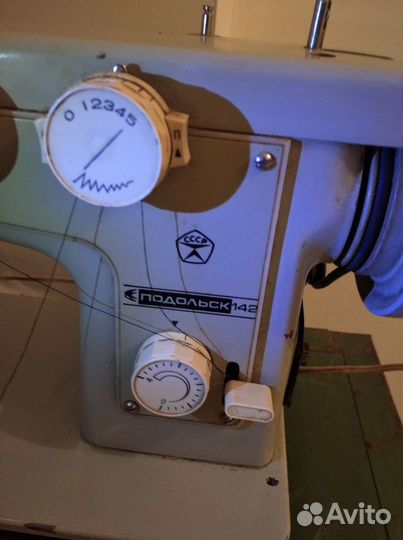 Швейная машина Подольск 142 ножная