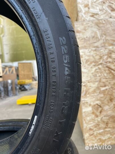 Continental ContiSportContact 5 SSR 225/45 R18 и 245/40 R18