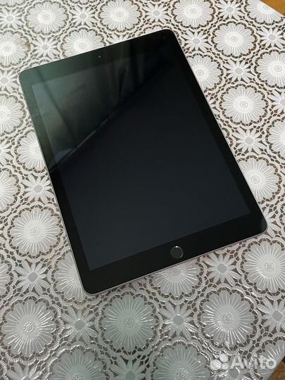 iPad 2017 128 Gb Wi-Fi Space Gray