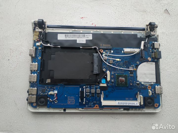 Нетбук (разбор, детали)