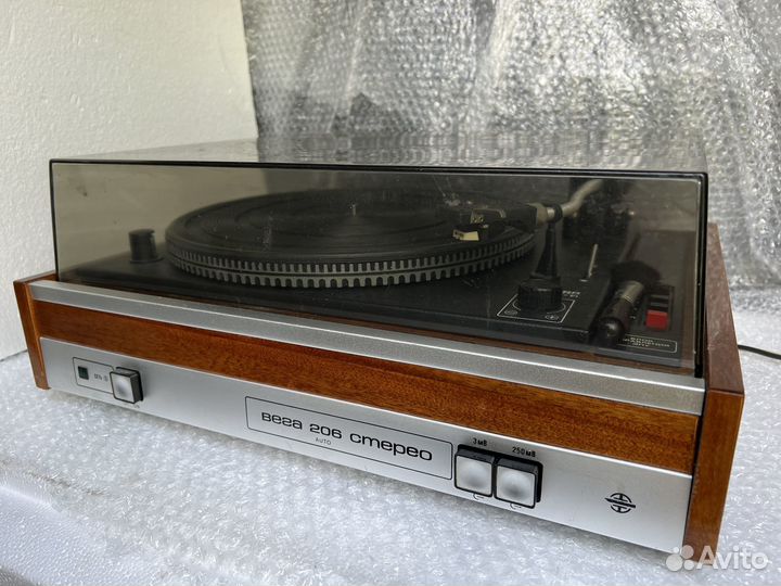 Виниловый проигрыватель Вега 206 стерео