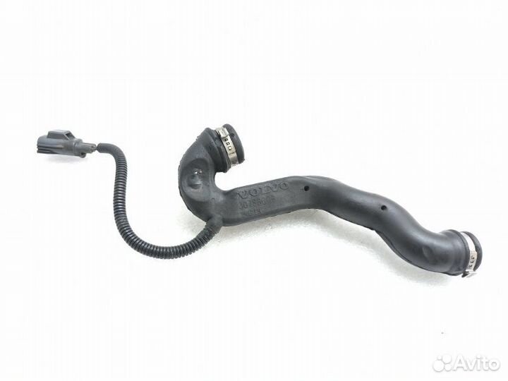 Трубка вентиляции картерных газов Volvo Xc70 3 2.4