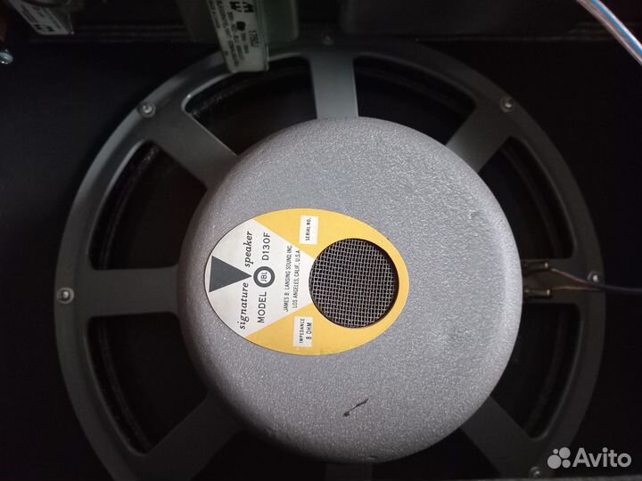 Ламповый гитарный усилитель Fender Vibroverb 64