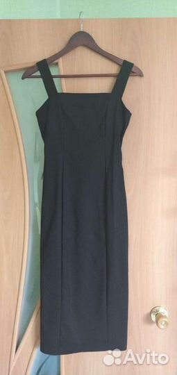 Платье футляр