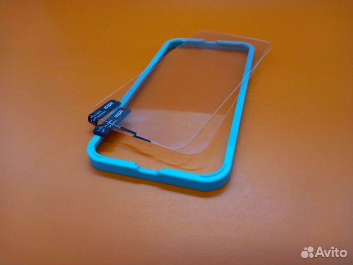 34897 Защита экрана ESR для iPhone 14 Pro Ma