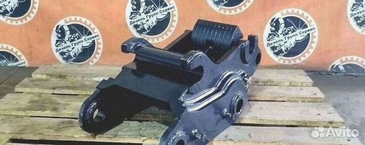 Квик-каплер (быстросъём) John Deere 315-710