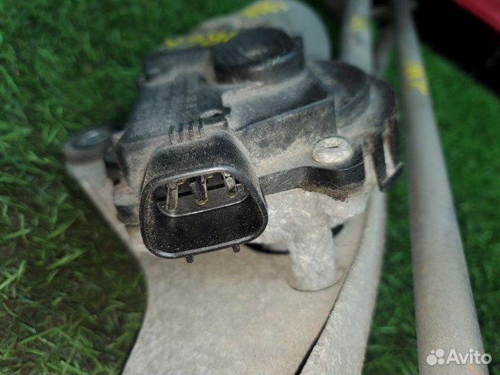 Мотор трапеции стеклоочистителя Toyota Crown