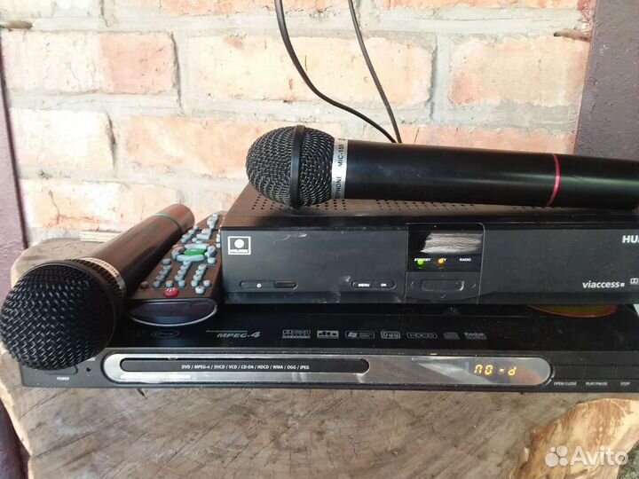 Т.В. приставка,микрофоны