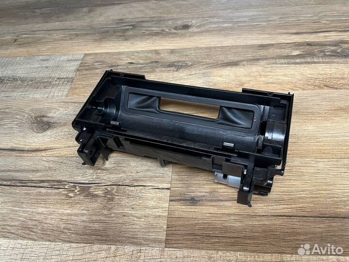 Двигатель в корпусе для турбо щетки Midea M7