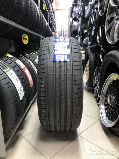 Compasal Blazer UHP II 275/40 R21 и 315/35 R21 111Y