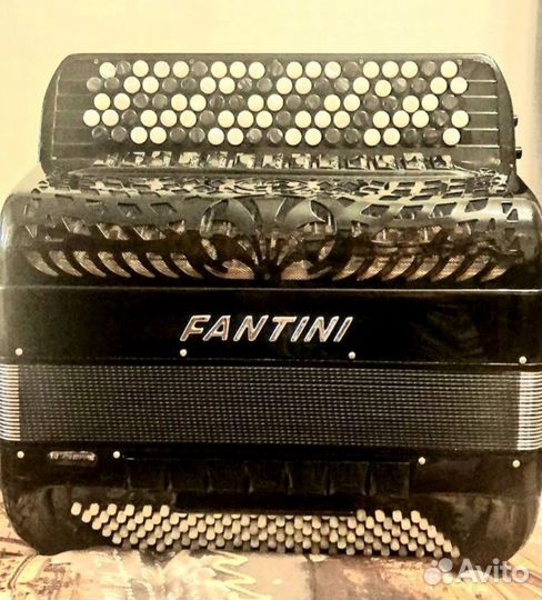 Баян Fantini,готововыборный,аналог Юпитер-3