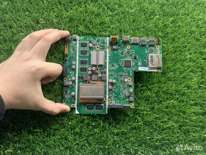 Мать asus x540sc n3700 + gt810m + 4gb ddr3