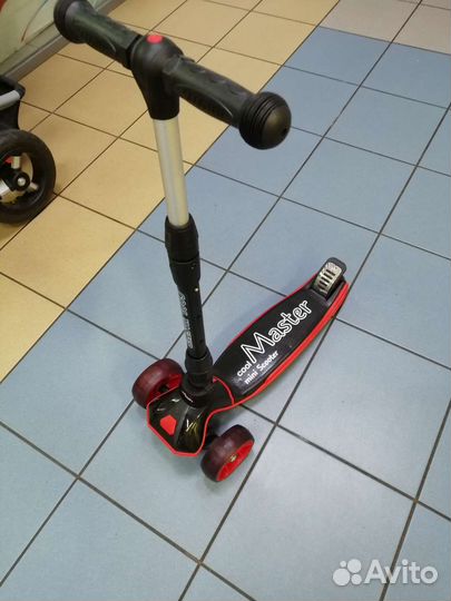 Самокат 3-х колесный