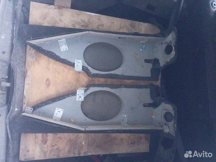 Опора полки багажника priora универсал