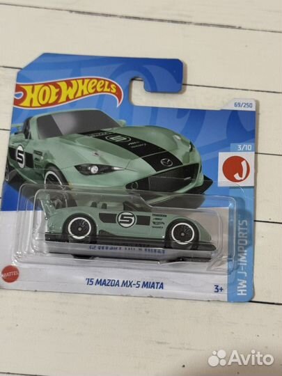 Hot wheels 800+ моделей