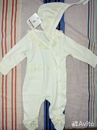 Комплект на выписку для девочки