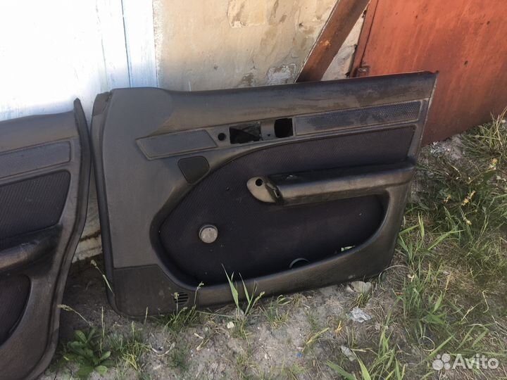 Обшивки дверей Audi 100 c4