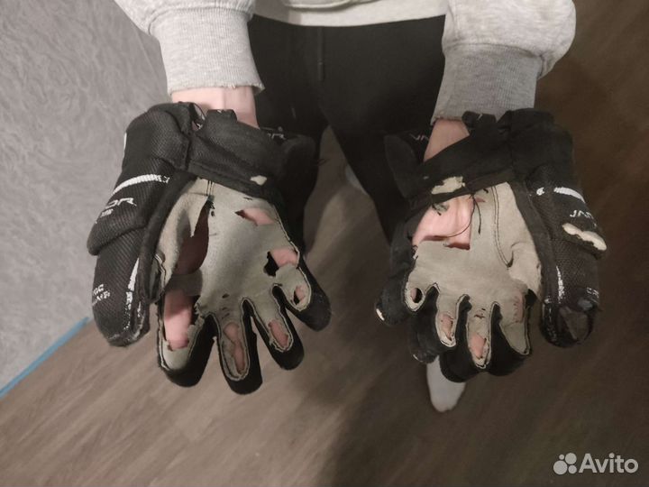 Краги хоккейные bauer