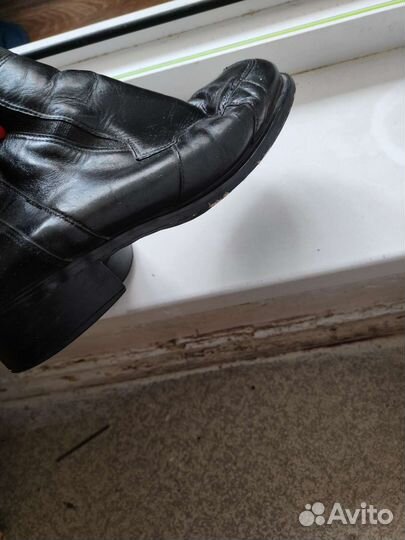 Продаю или меняю Ботинки женские 39 размер