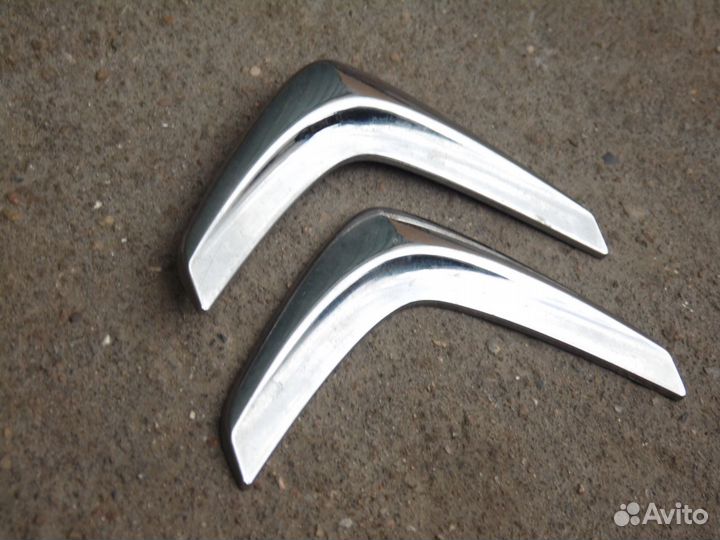 Эмблема передняя Ситроен Берлинго Б9