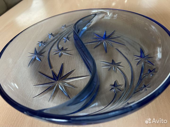 Салатник двухсекционный из цветного стекла