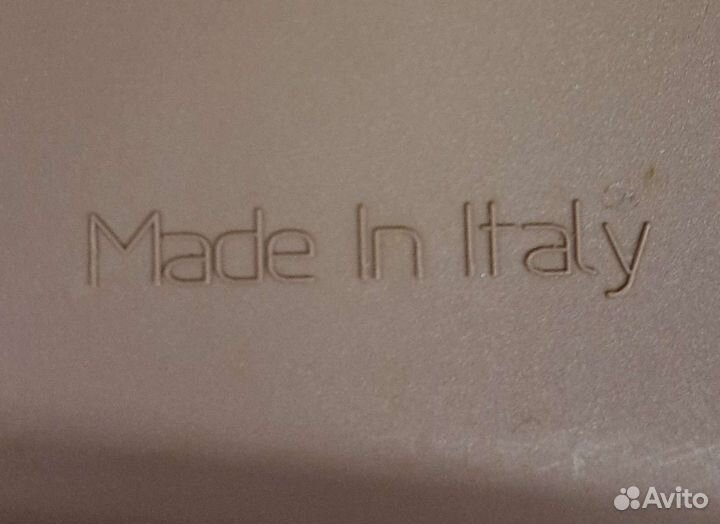 Закрытый лоток для кошек большой