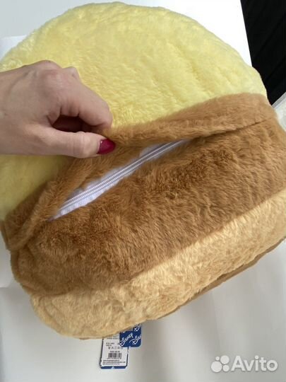 Мягкая игрушка-подушка с пледом внутри