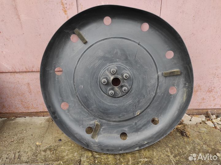 Кожух (защита) запасного колеса outlander XL