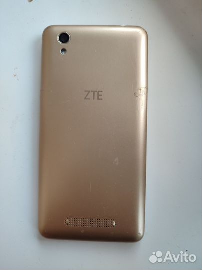 ZTE Blade X3, 8 ГБ