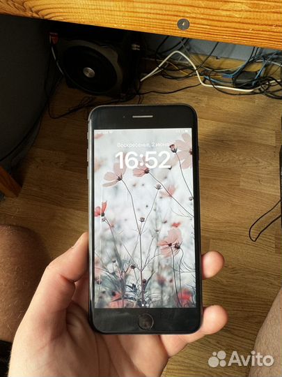 iPhone 8 Plus, 64 ГБ