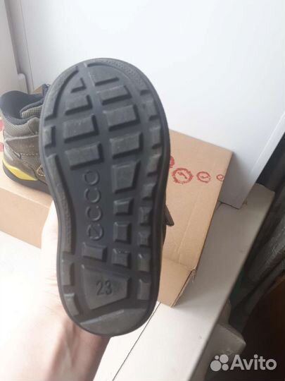 Ботинки Ecco демисезонные 23