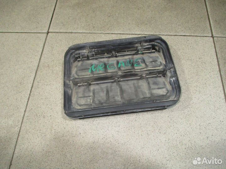 Решетка вентиляционная Renault Megane II 2002-2009