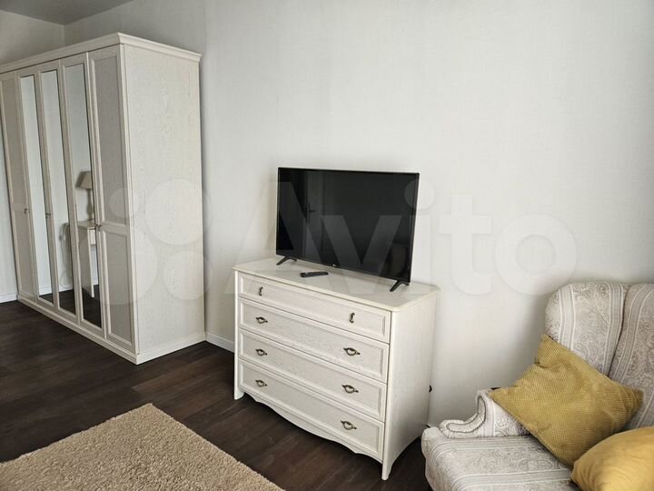 2-к. квартира, 52 м², 9/10 эт.