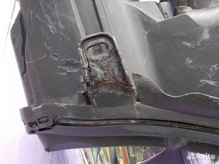 Альфа ромео 159 фара