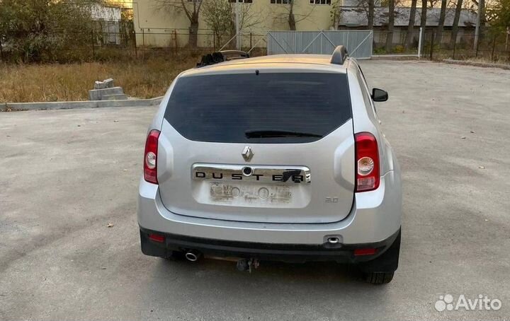 В разборе Renault Duster HSA 2013