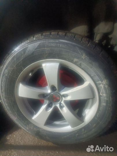 Dunlop Graspic DS3 225/65 R16 197R