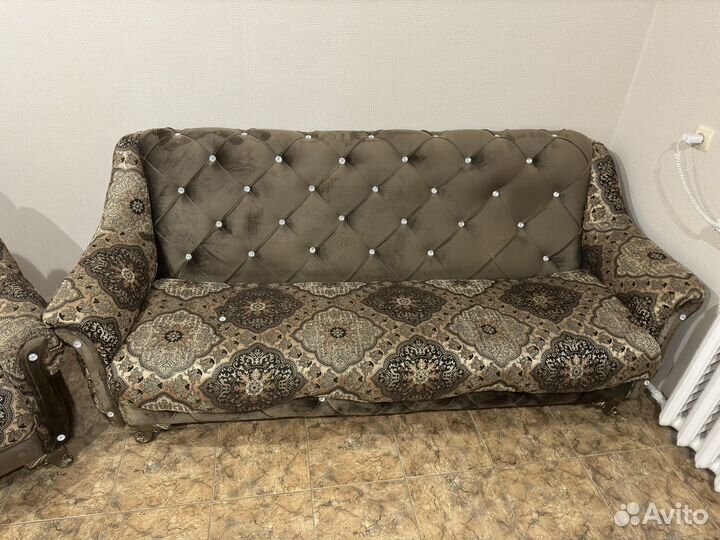 Комплект диван и 2 кресла