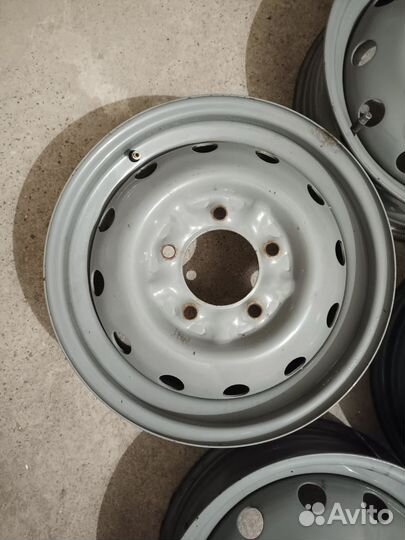 Штампованные диски на ниву r16