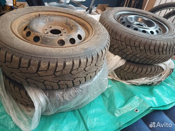 Колеса зима 4 шт R14 175/65 4x98 ET44 DIA58.1 Шипы