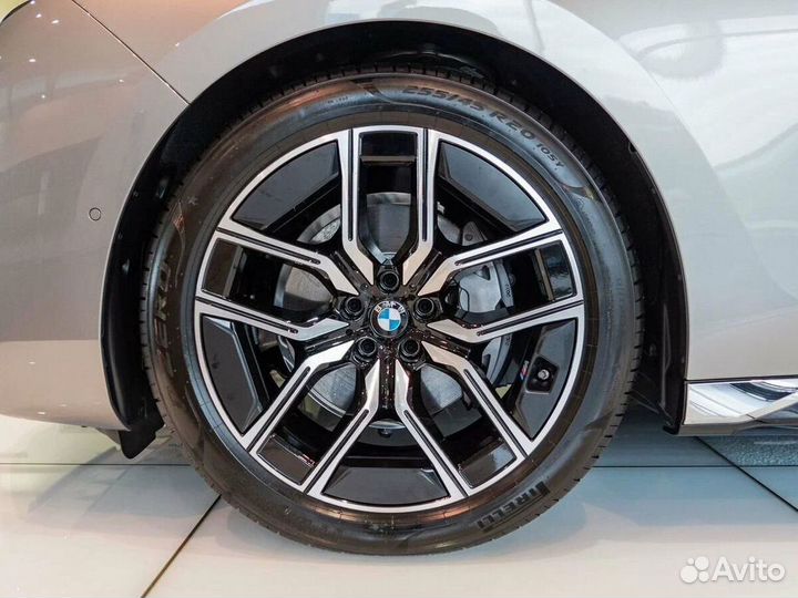 BMW 7 серия 3.0 AT, 2023