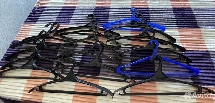 Вешалки плечики