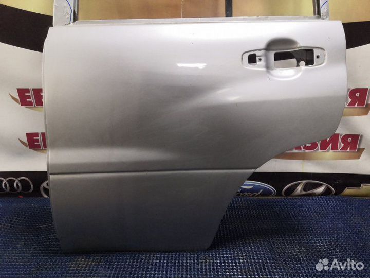 Дверь боковая задняя левая Suzuki Vitara J20A 2000