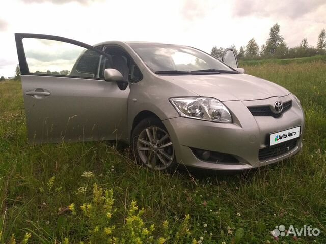 Toyota Auris 1.4 MT, 2009, 178 000 км с пробегом, цена 770000 руб.