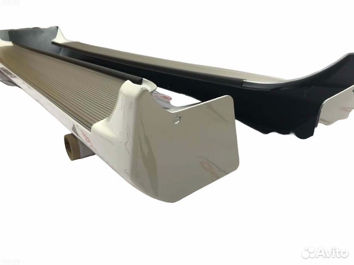 Подножки (пороги) Toyota Land Cruiser 100 V1900