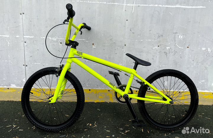 Трюковой велосипед BMX Commencal Absolut